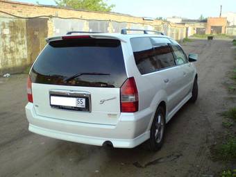 2000 Mitsubishi Chariot Grandis Pics