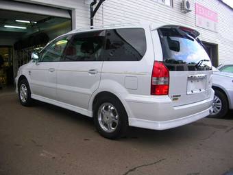 2000 Mitsubishi Chariot Grandis For Sale