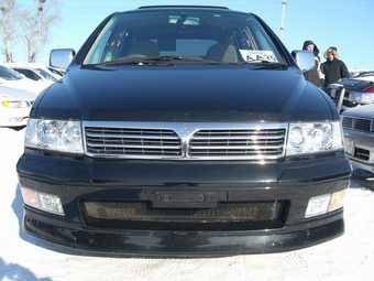 2001 Mitsubishi Chariot Grandis