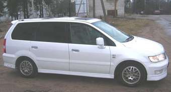 2001 Chariot Grandis