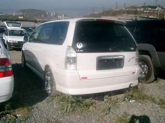 2001 Mitsubishi Chariot Grandis Pictures