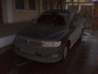 2001 Mitsubishi Chariot Grandis Photos