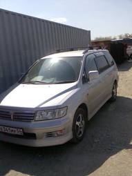 2001 Mitsubishi Chariot Grandis Pics