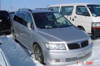 2002 Mitsubishi Chariot Grandis