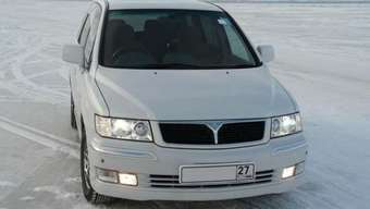 2002 Mitsubishi Chariot Grandis Wallpapers