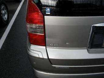 2002 Mitsubishi Chariot Grandis Photos