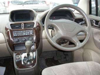 2002 Mitsubishi Chariot Grandis For Sale