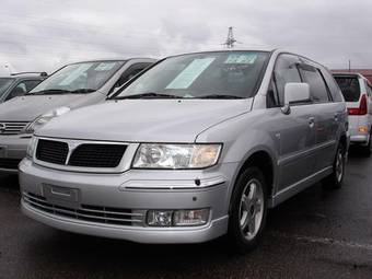 2002 Mitsubishi Chariot Grandis For Sale