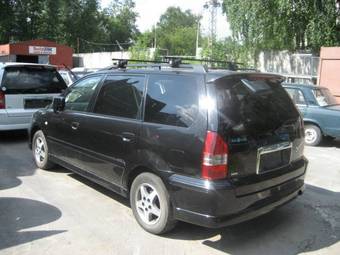 2002 Mitsubishi Chariot Grandis Photos