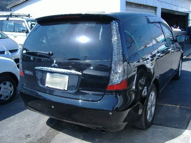 2003 Mitsubishi Chariot Grandis