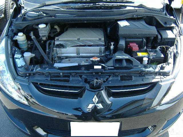 2003 Mitsubishi Chariot Grandis