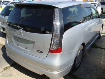 2003 Mitsubishi Chariot Grandis For Sale