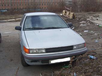 1988 Mitsubishi Colt Photos