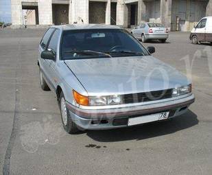 1988 Mitsubishi Colt Photos