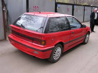 1990 Mitsubishi Colt Photos