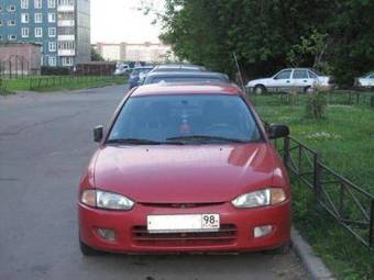 1996 Mitsubishi Colt Pictures