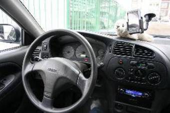 1996 Mitsubishi Colt Photos