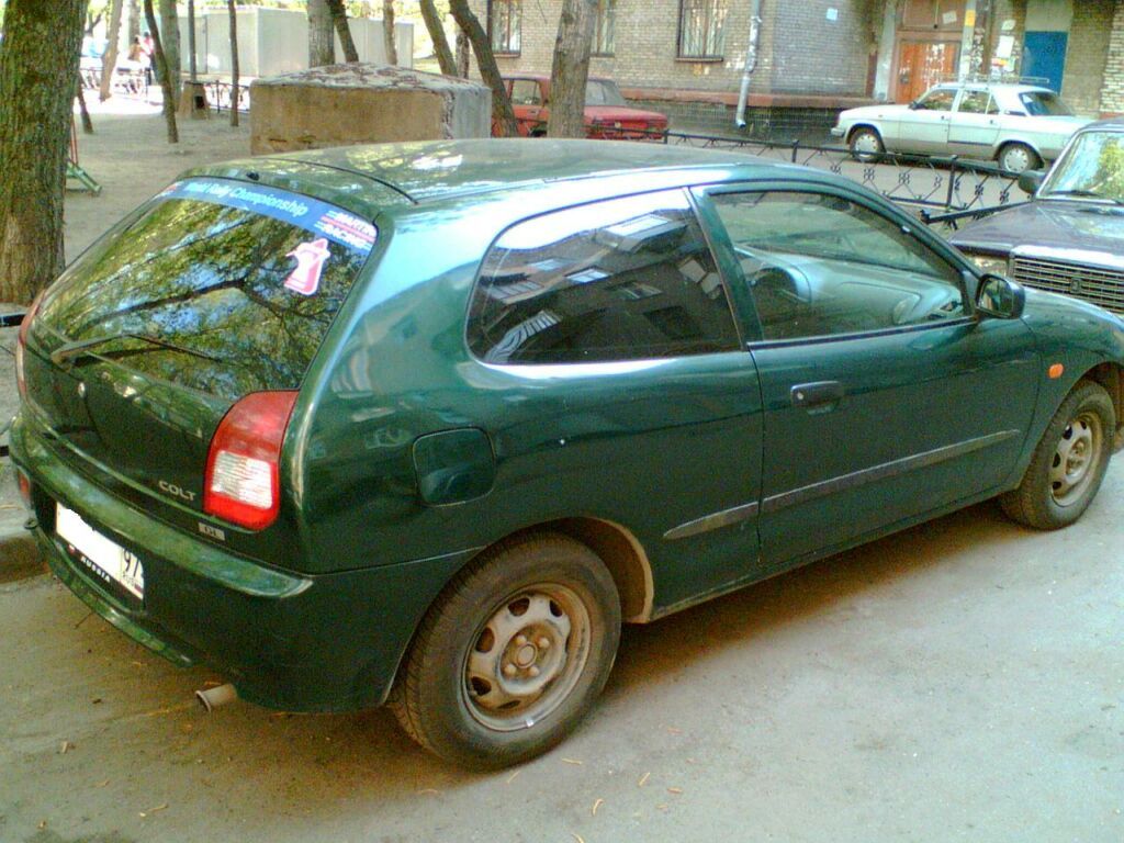 1998 Mitsubishi Colt