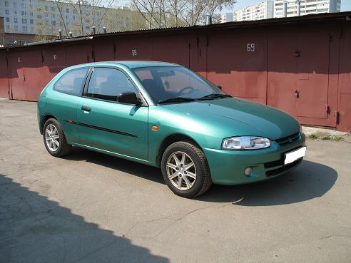 1999 Mitsubishi Colt