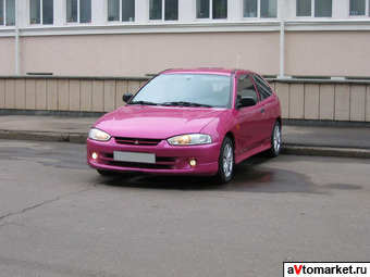 1999 Mitsubishi Colt Photos