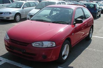 2000 Mitsubishi Colt For Sale