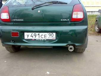 2001 Mitsubishi Colt Pics