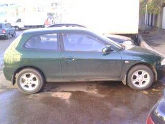 2001 Mitsubishi Colt Pictures