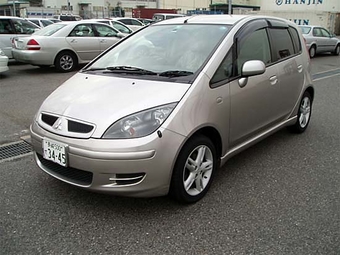 2002 Mitsubishi Colt