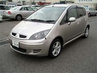 2002 Mitsubishi Colt