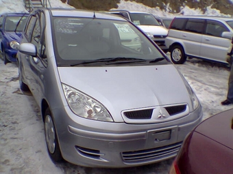 2002 Mitsubishi Colt