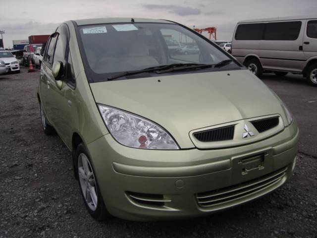 2002 Mitsubishi Colt