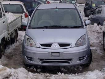 2002 Mitsubishi Colt