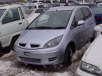 2002 Mitsubishi Colt