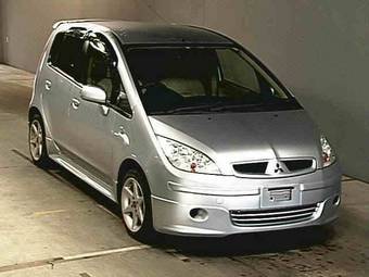 2002 Mitsubishi Colt