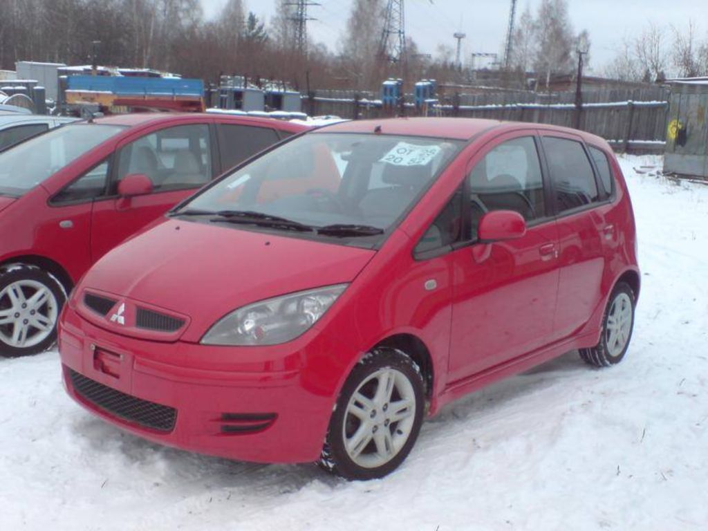 2002 Mitsubishi Colt