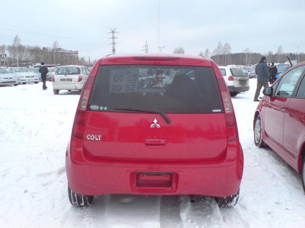 2002 Mitsubishi Colt