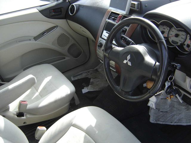 2002 Mitsubishi Colt