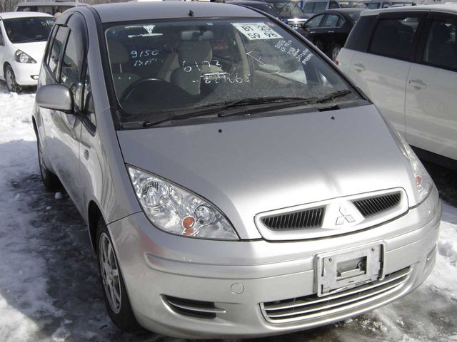 2002 Mitsubishi Colt