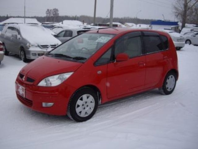 2002 Mitsubishi Colt