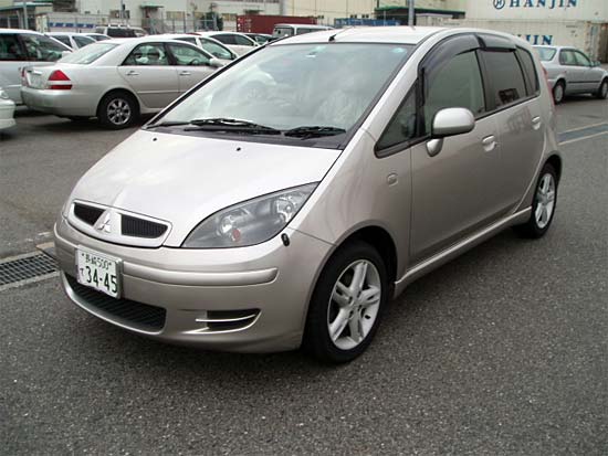 2002 Mitsubishi Colt Pics