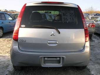 2002 Mitsubishi Colt Photos