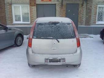 2002 Mitsubishi Colt Photos