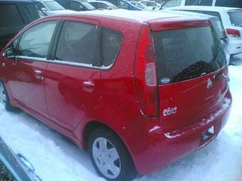 2002 Mitsubishi Colt Photos