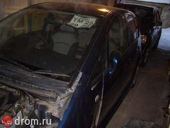 2002 Mitsubishi Colt Pictures