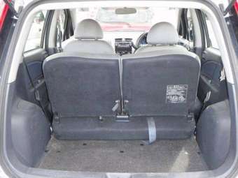 2002 Mitsubishi Colt Photos
