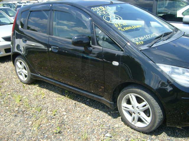 2002 Mitsubishi Colt