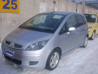 2002 Mitsubishi Colt