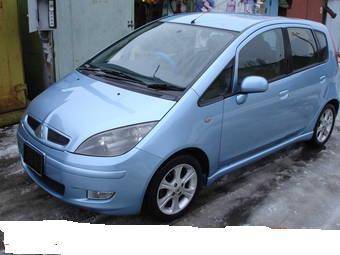 2002 Mitsubishi Colt