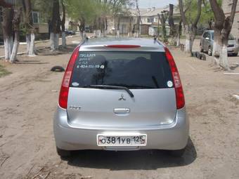 2002 Mitsubishi Colt Pictures
