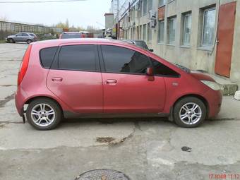 2002 Mitsubishi Colt Photos